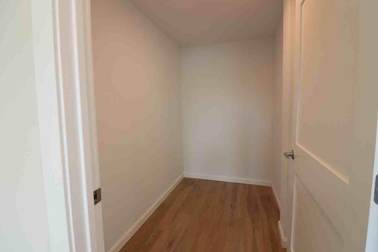 458 Washington St #301 - Photo 6 of 14