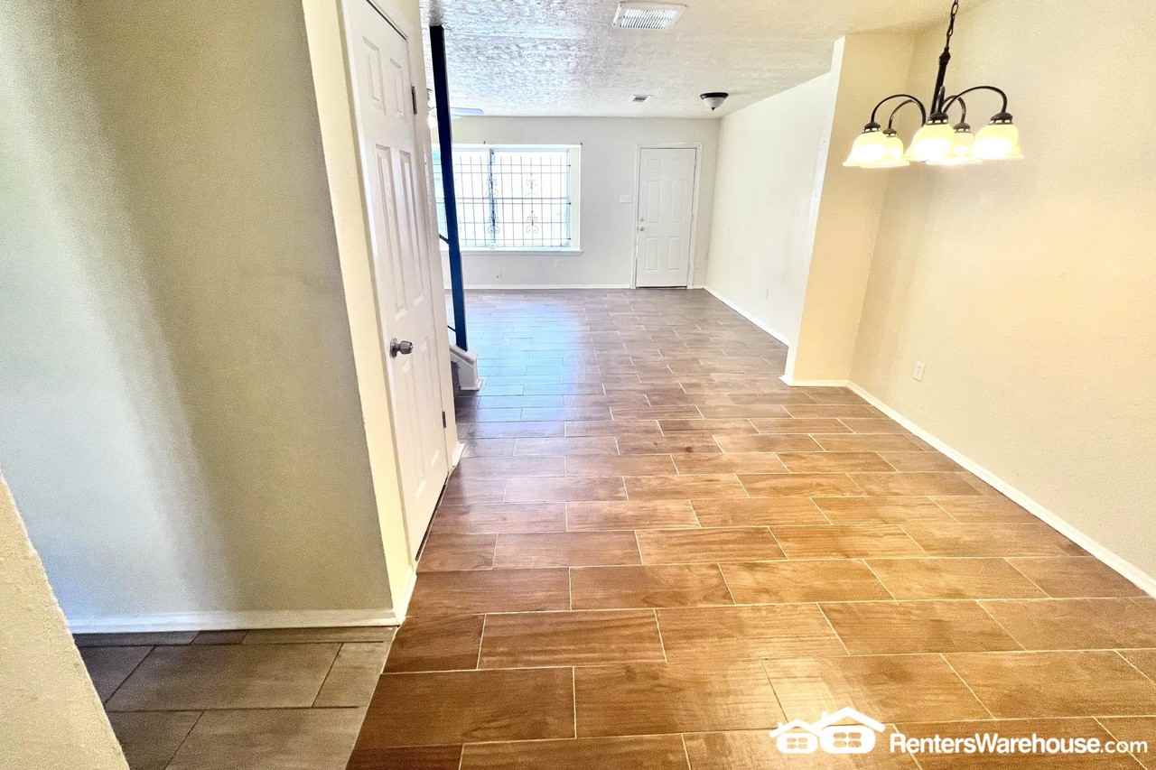 6983 Chasewood Dr - Photo 3 of 23