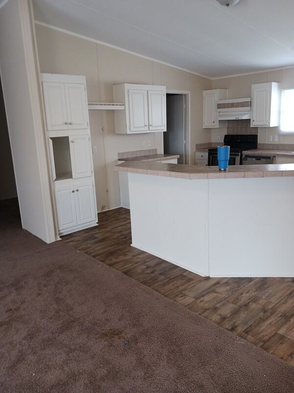 6108 Hawk Ct - Photo 4 of 12