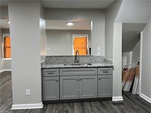 21 Farragut St - Photo 3 of 9