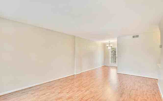 4615 28th Rd S Apt B #B - Photo 2 of 24