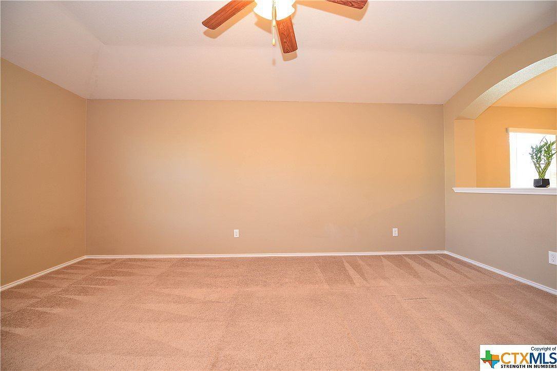 4907 Bayer Hollow Dr - Photo 6 of 14