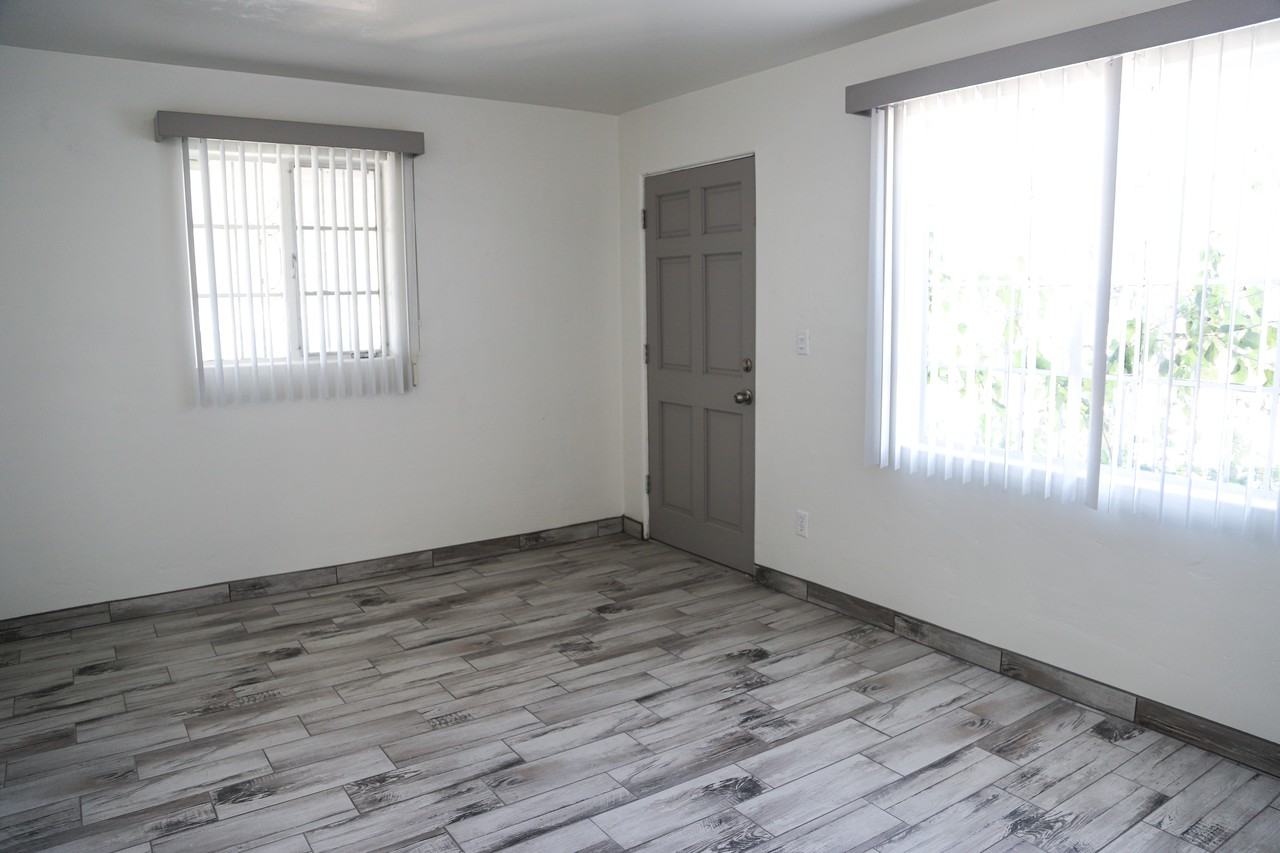 5644 E Mabel St - Photo 3 of 19