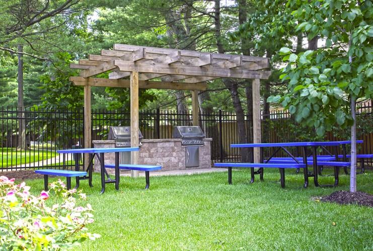 Southpoint At Massapequa Apartments - Photo 3 of 21