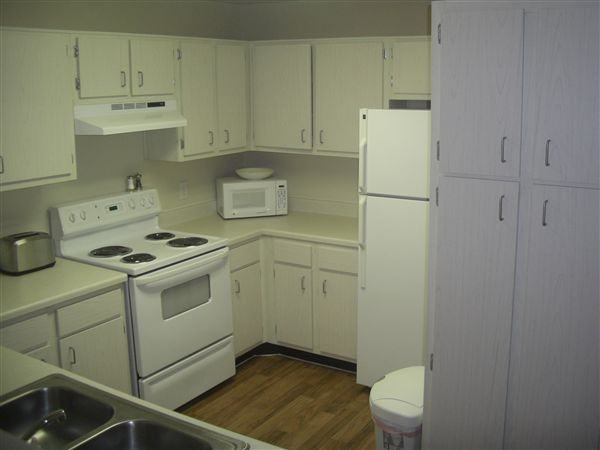 University Villa Apartments - Photo 2 of 11