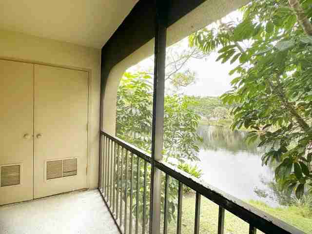 924 Southwest 9th Street Circle #206 - Photo 2 of 4