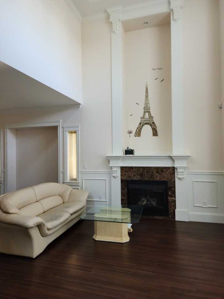 10548 Williams Road - Photo 3 of 10