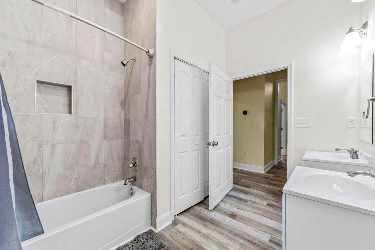 3rd Avenue - Photo 5 of 5