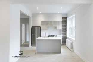 5550 Chemin de la Côte Saint Luc ##7 - Photo 1 of 1