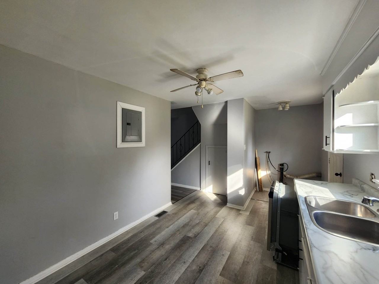 2289 Nova Scotia 325 #B - Photo 2 of 28