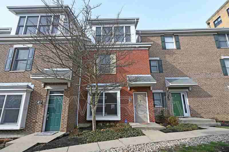 1714 Grandmere Ln - Photo 2 of 33