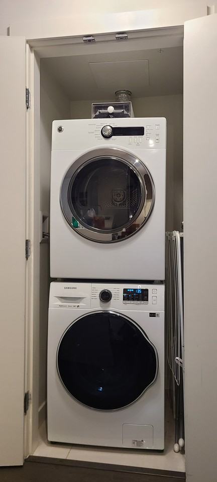 1009 Harwood Street #804 - Photo 7 of 11