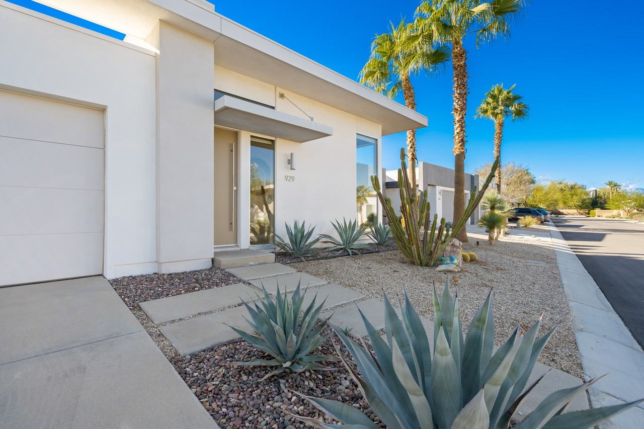 929 Bernardi Lane - Photo 3 of 42