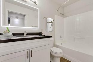 9405 S Eastern Ave - Photo 1 of 1