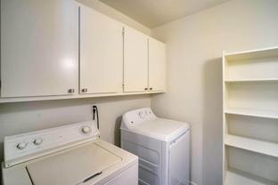 9405 S Eastern Ave - Photo 1 of 1