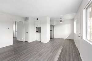 featured image of 425 16th St