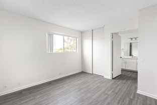 425 16th St - Photo 1 of 1