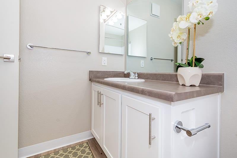 400 Longbrook Way - Photo 5 of 24
