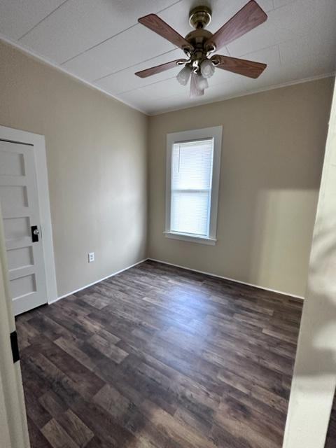 1391 Sw Brown St - Photo 6 of 34