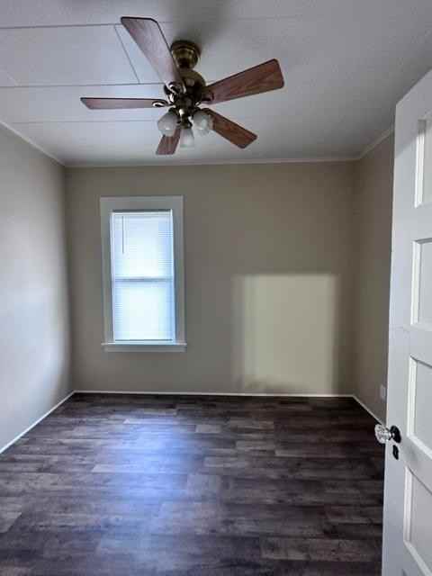 1391 Sw Brown St - Photo 7 of 34