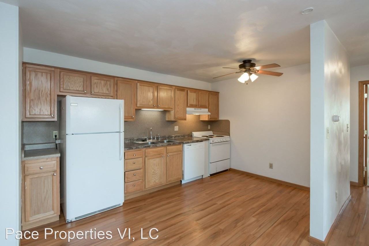 204/208 Main St - Photo 3 of 12