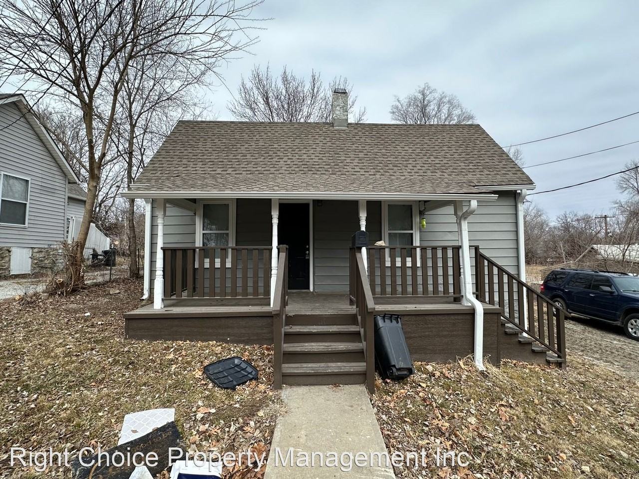 402 Church St - Photo 2 of 15
