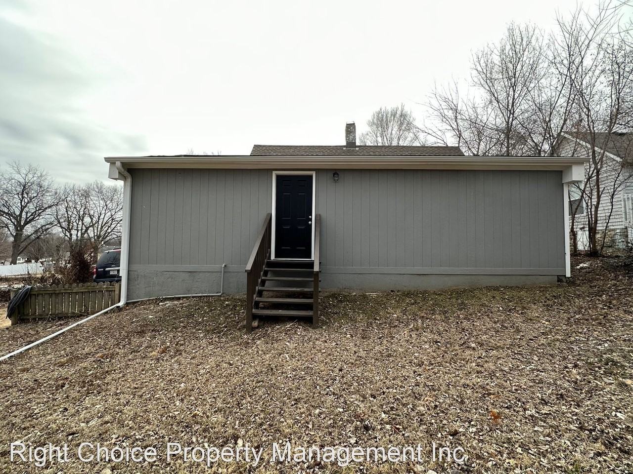 402 Church St - Photo 3 of 15