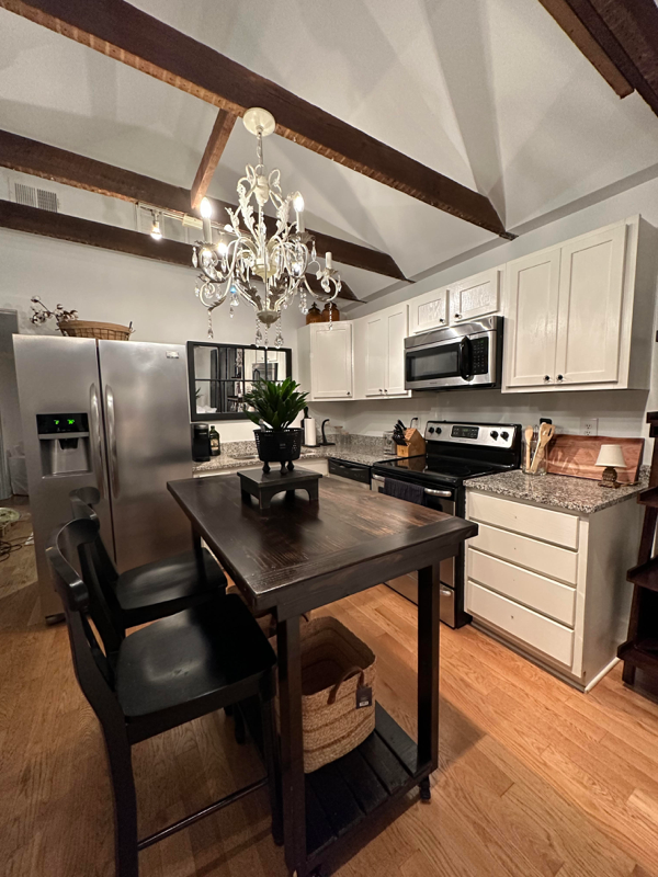 52 Chapel St #B - Photo 7 of 17