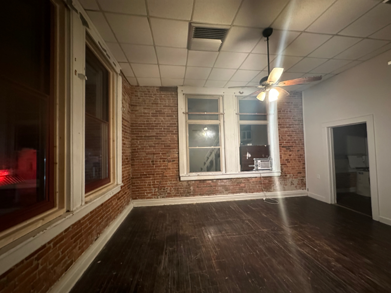 112 W Mcpherson St #3