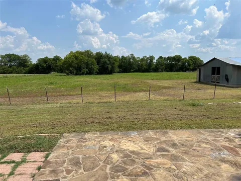 388 Cr - Photo 4 of 10