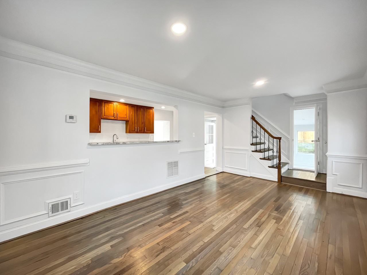 5004 12th Street South - Photo 2 of 23