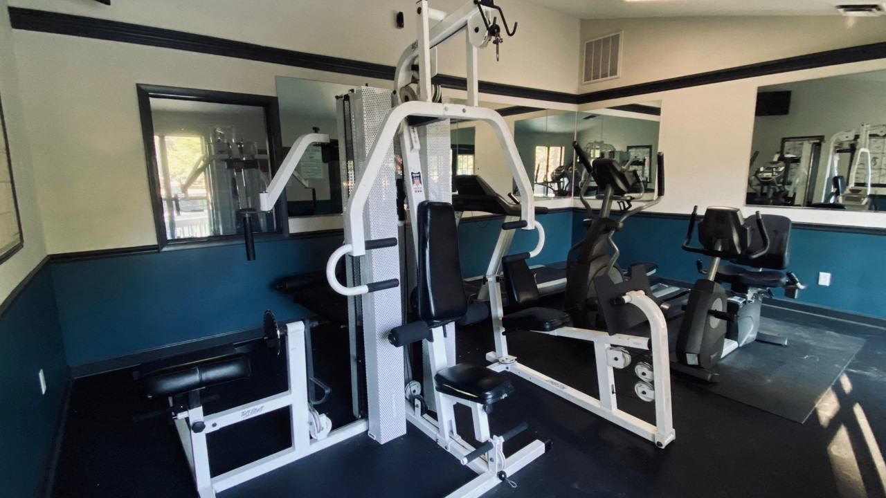 Pine Winds - Photo 4 of 17