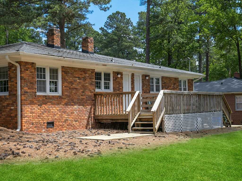 Tryon Village - Photo 5 of 27