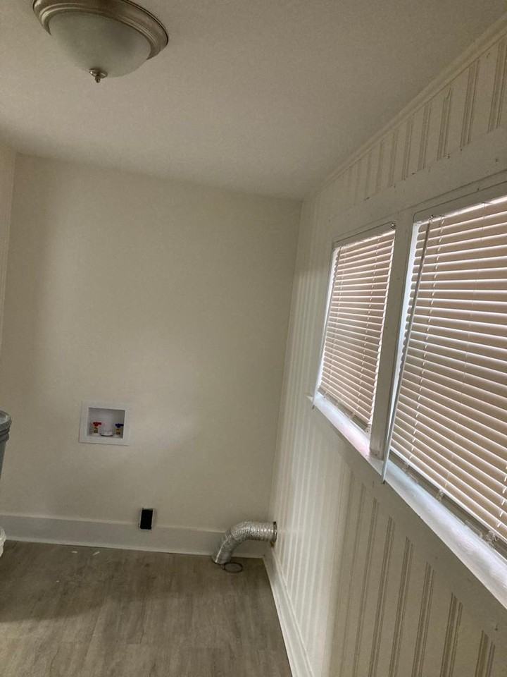 506 Pemberton St #1 - Photo 5 of 10