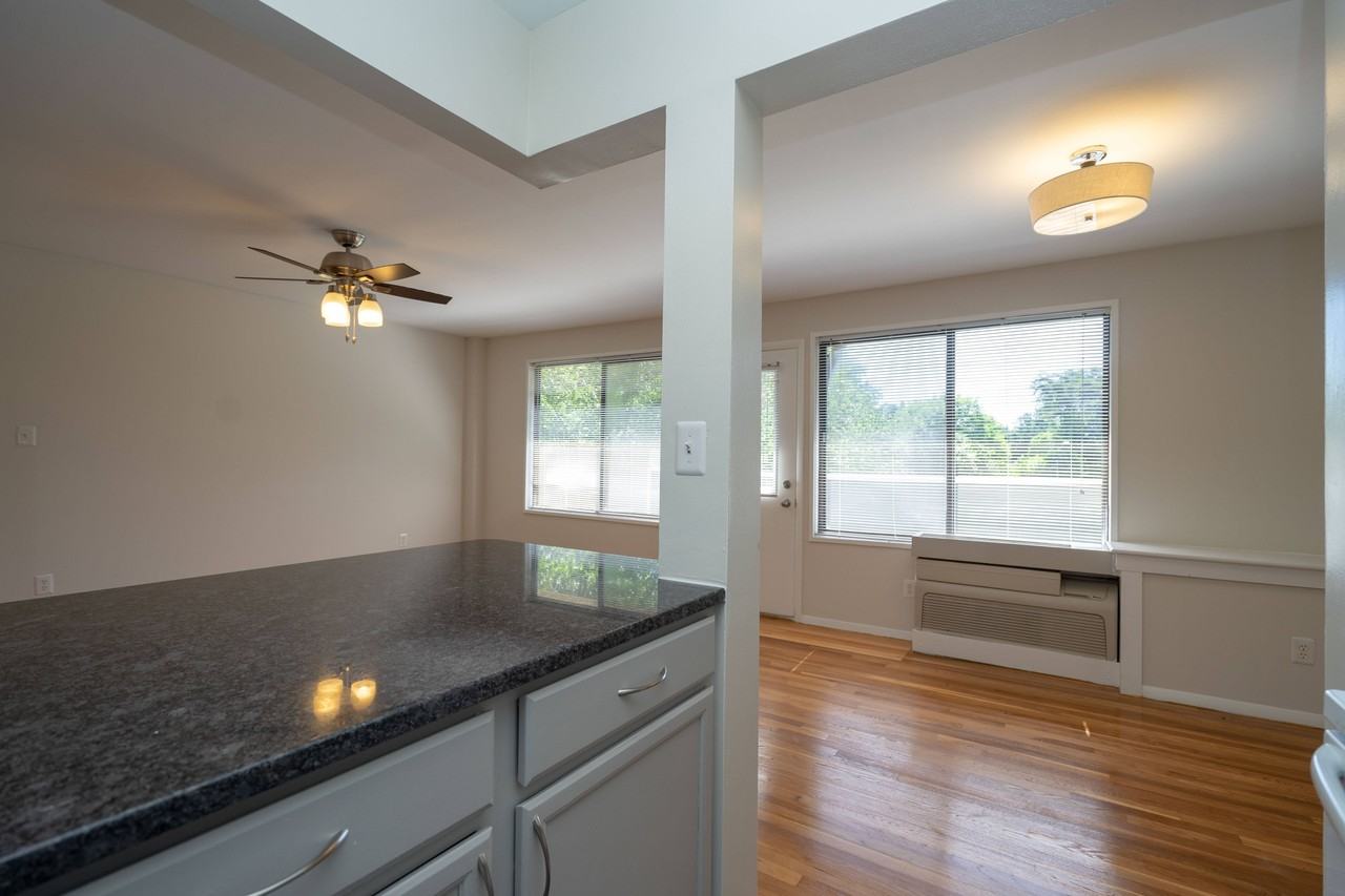 Cardinal Court - Photo 5 of 17