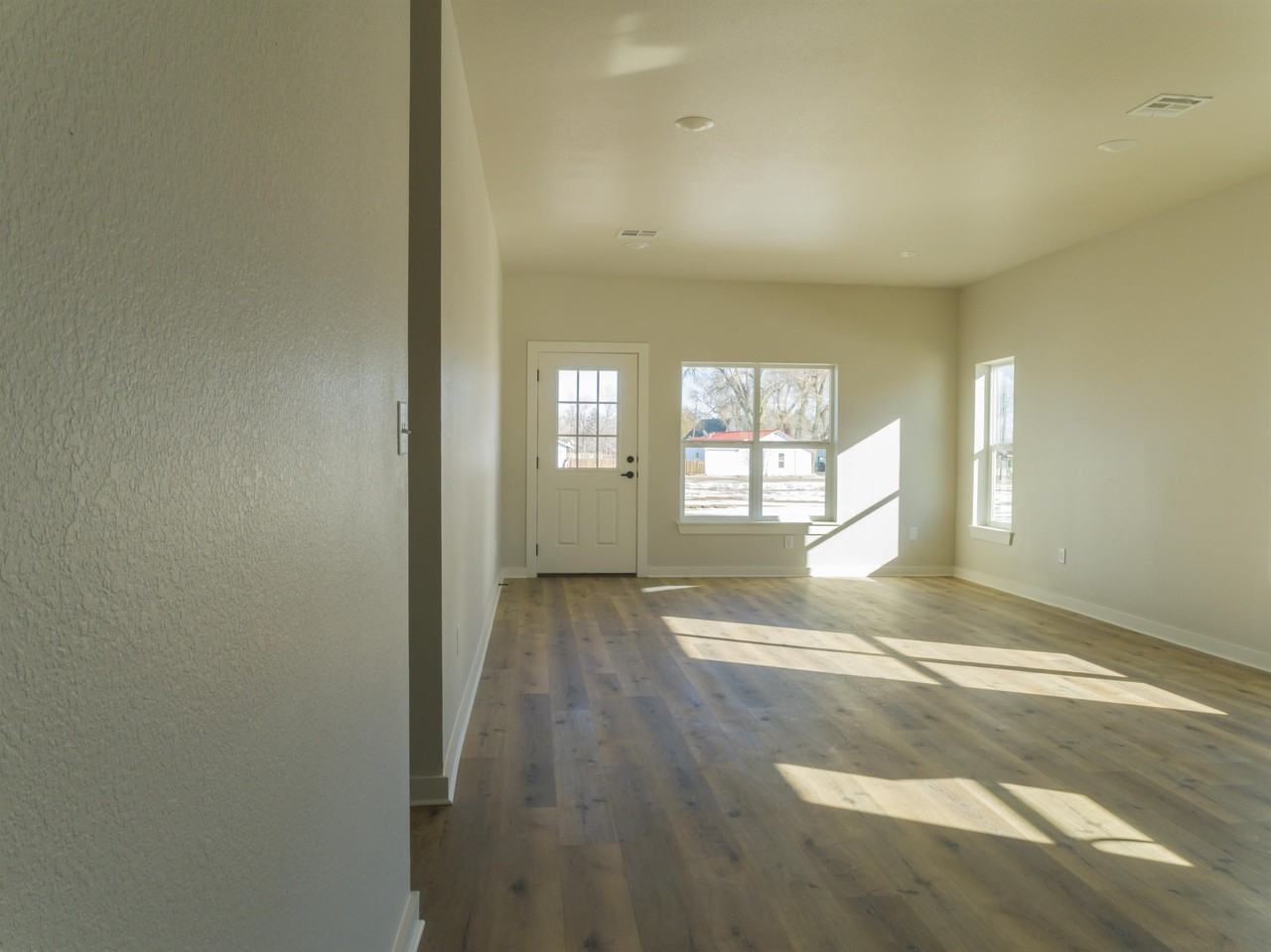 302 W Truman #2 - Photo 2 of 11