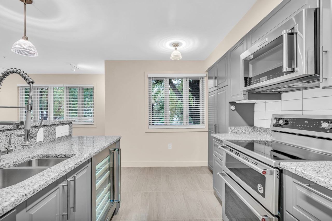 The Montana - Photo 3 of 14