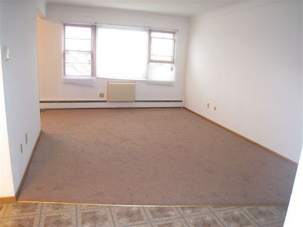 MARION STREET APARTMENTS 195 Larpenteur Ave W Ofc 19, Roseville, MN 55113 Zumper