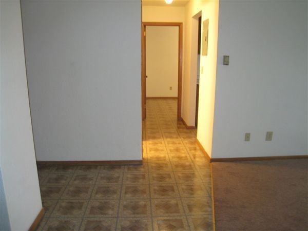 MARION STREET APARTMENTS 195 Larpenteur Ave W Ofc 19, Roseville, MN 55113 Zumper