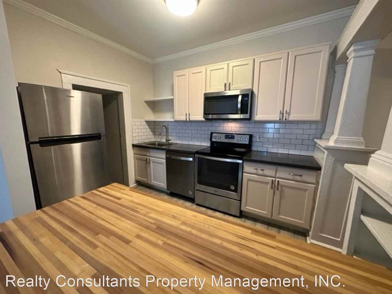 Convenient to almost everything! - Photo 2 of 23