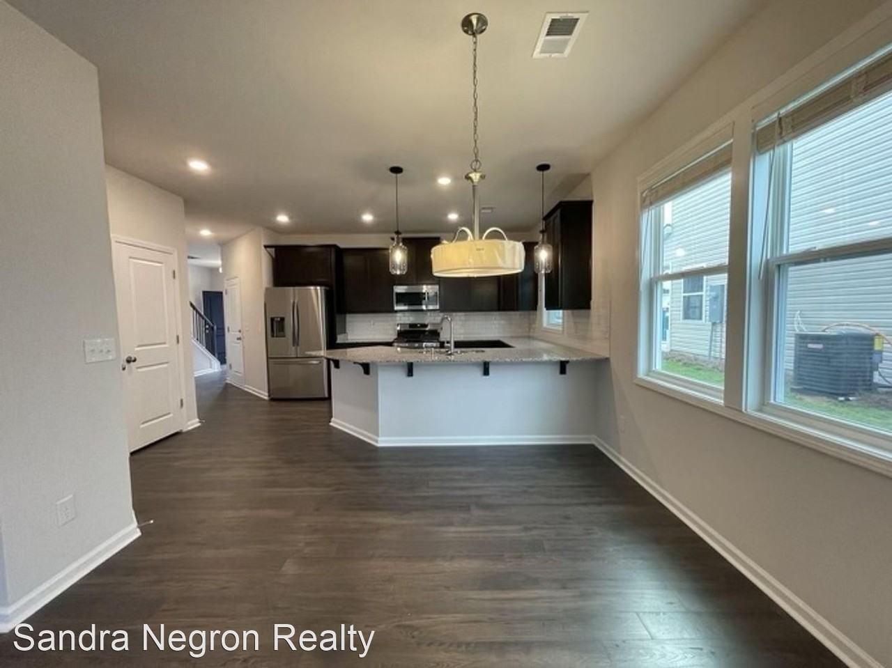 4028 Thimbleberry Dr - Photo 3 of 22