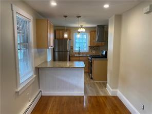 269 Narragansett Ave - Photo 3 of 9