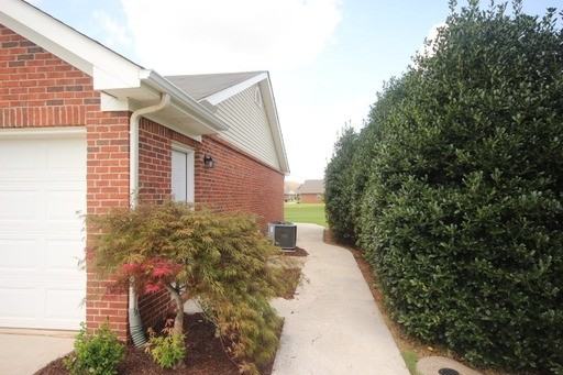 102 Wilbeth Ct SW - Photo 2 of 21