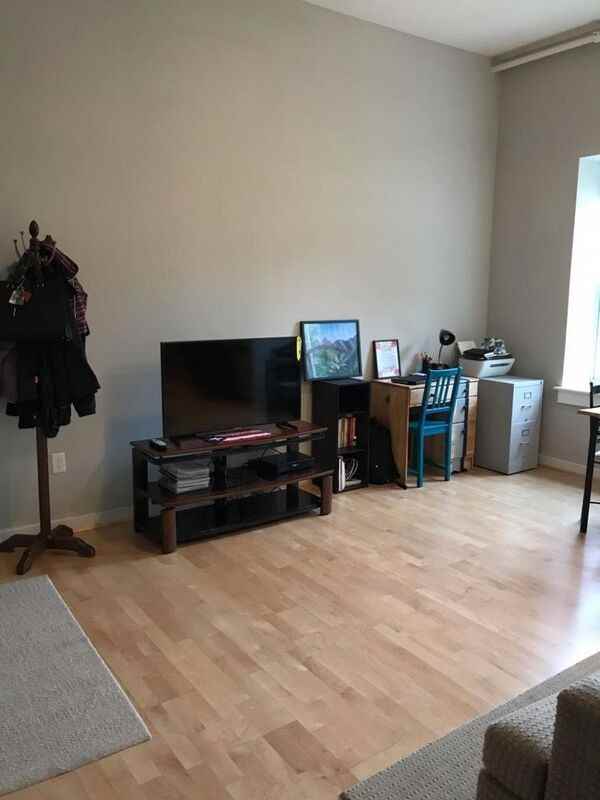 525 E Main St - Photo 2 of 7