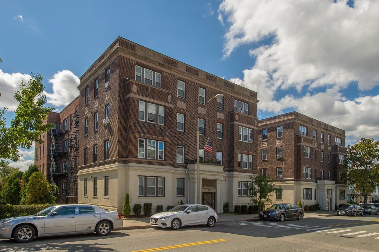 136 Highland Ave #21 - Photo 5 of 5