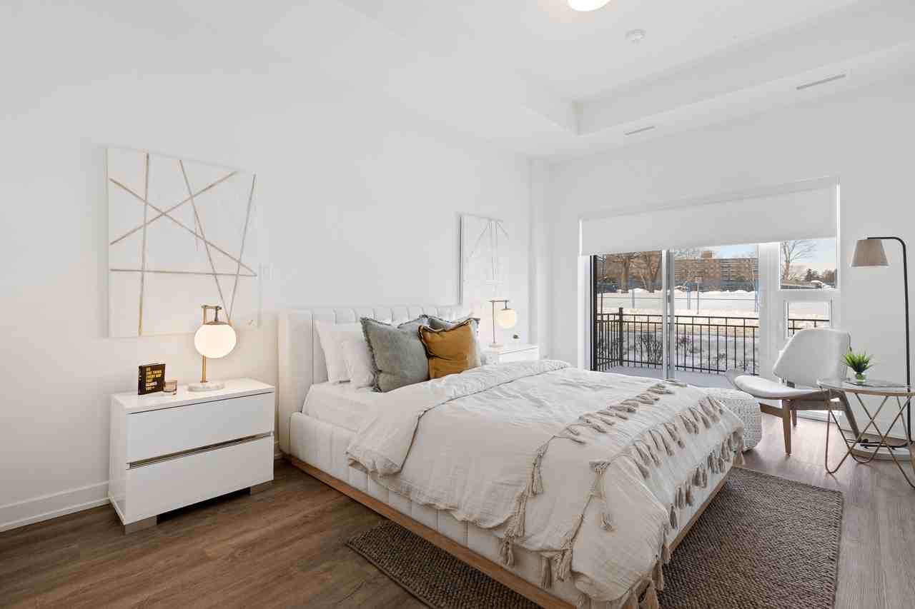 2816 Sandalwood Drive Apartments 2816 Sandalwood Dr, Ottawa, ON K1V