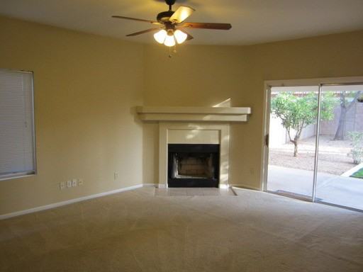 1515 E Beacon Dr - Photo 3 of 21