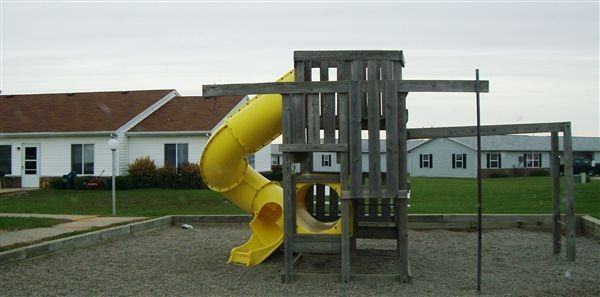 East Garden Apartments - Photo 2 of 2