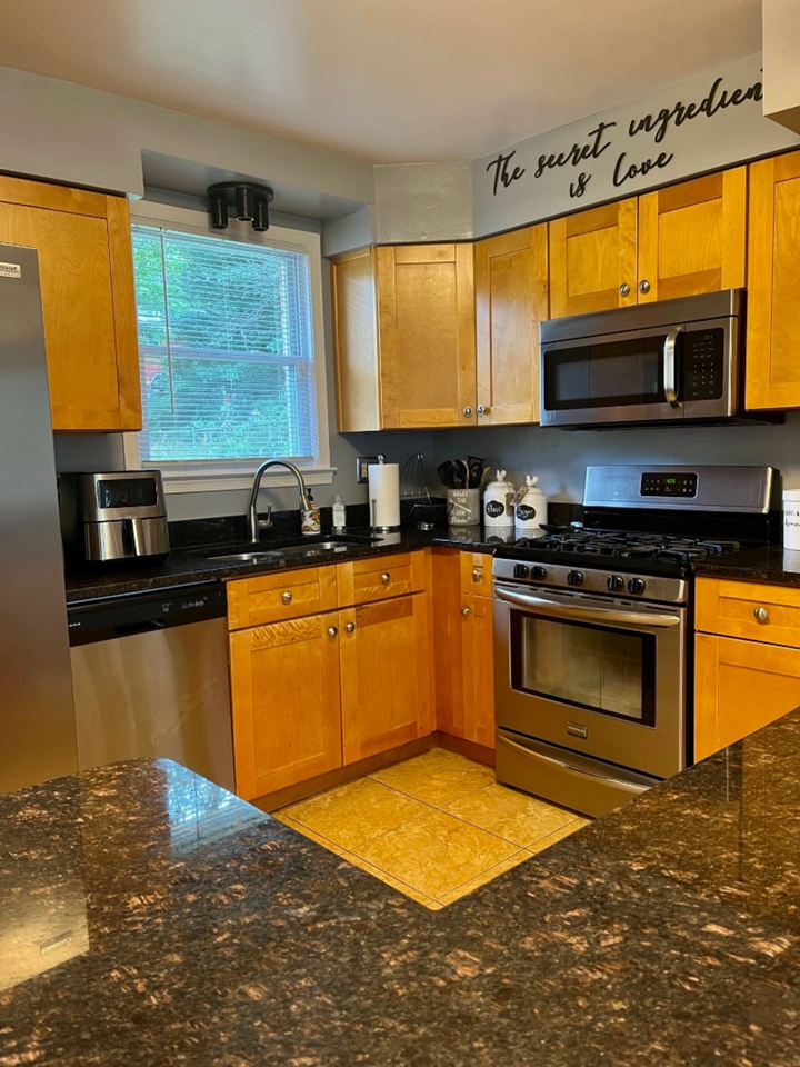 7900 Steve Dr #7900 - Photo 3 of 35