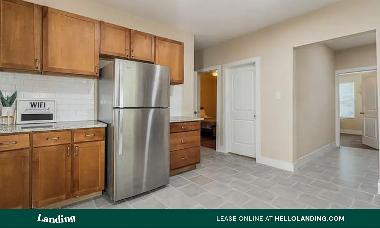 812 Centre St #1 - Photo 2 of 12